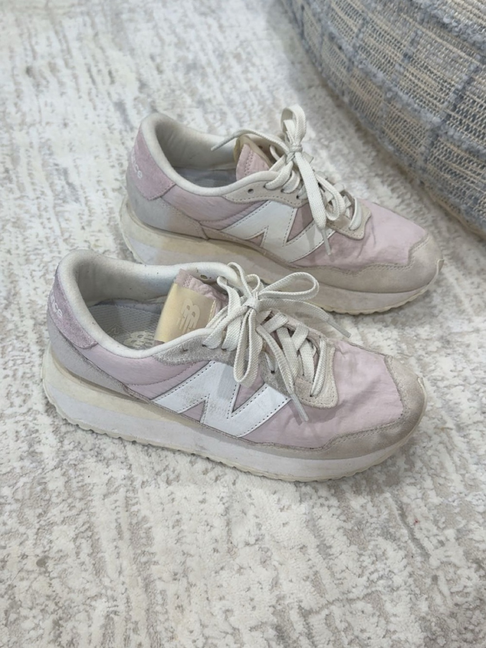 New Balance 237 sneakers